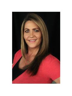 Michelle L Bartell - RE/MAX Momentum