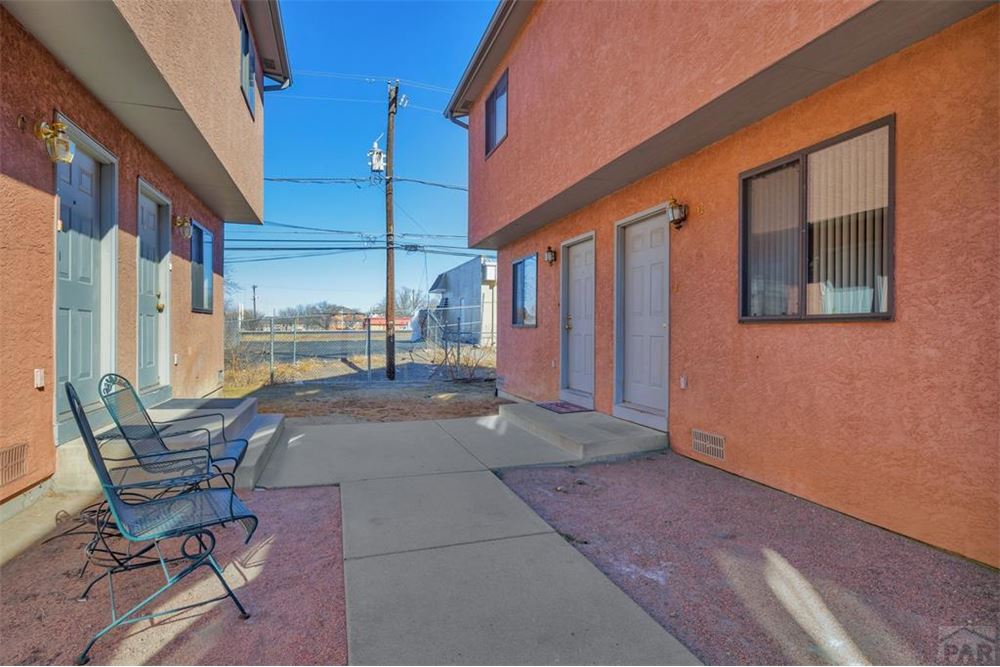 Residencial - Casa Para Varias Familias - Pueblo, Colorado, Estados ...