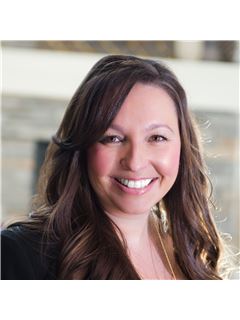 Jennifer J Larson - RE/MAX Results