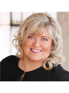 Natalie Boehme - RE/MAX Results