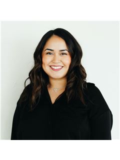 Keyla Flores - RE/MAX Results
