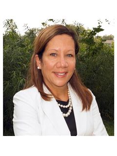 Rebecca Simonton - RE/MAX Results