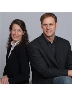 LaDawn Severin - RE/MAX Results