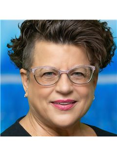 Tami Gunn - RE/MAX Results