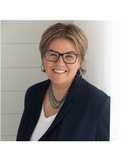 Joanne Thomas - RE/MAX Advantage Plus