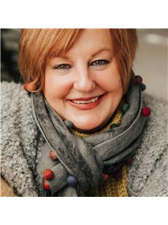 Beth Hughes Hunt - RE/MAX Results