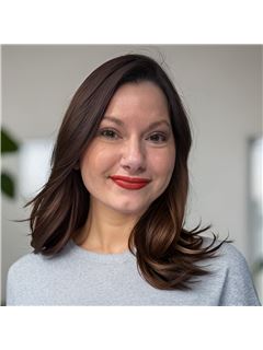 Sheena M. Valladares - RE/MAX Alliance