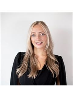 Mary Berg - RE/MAX Traders Unlimited