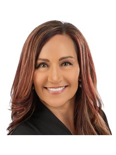 Angie Daniels - RE/MAX Alliance