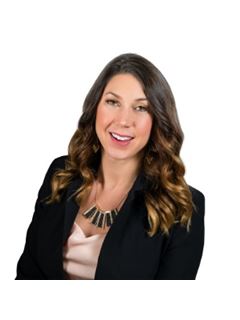 Emily Jones - RE/MAX Traders Unlimited