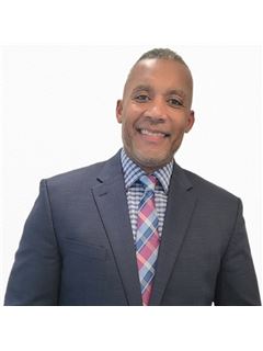 Associate - Darnell Cox - RE/MAX Realty Associates