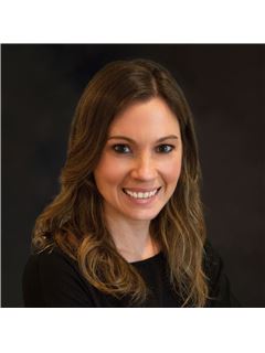 Jodi Bernhardt - RE/MAX Traders Unlimited