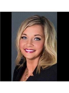 Amy Sujanani - RE/MAX Alliance