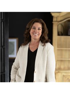 Renae Dietrich - RE/MAX Traders Unlimited