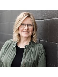 Tracy Molendi - RE/MAX Traders Unlimited