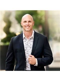 Andrew Rubel - RE/MAX Traders Unlimited