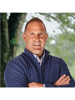 Bo Hessing - RE/MAX Traders Unlimited