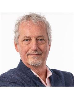Neill Costello - RE/MAX Results
