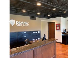 Office of RE/MAX Traders Unlimited - Morton