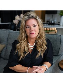 Heather Ford - RE/MAX Crossroads Properties