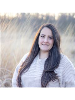 Shannon Meeks - RE/MAX Crossroads Properties