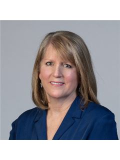 Suzanne S. McCarty - RE/MAX Above & Beyond