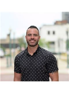 Jaren Fink - RE/MAX Infinity