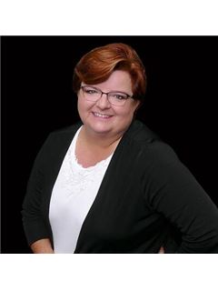 Betsy M. Wright - RE/MAX Achievers