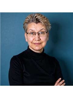 Therese Dunwoodie - RE/MAX Showcase