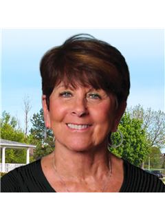 Vicki Vitallo - RE/MAX Showcase