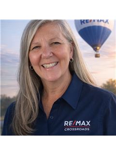 Stacey Burnett - RE/MAX Crossroads Properties