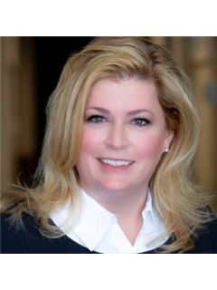 Kristine Korber - RE/MAX Crossroads Properties