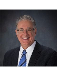 John Szolomayer, Residential Specialist - RE/MAX Executive Realty