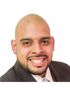 Erick R Vazquez - RE/MAX Right Choice Real Estate