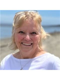 Georgia Breyer - RE/MAX Riverside