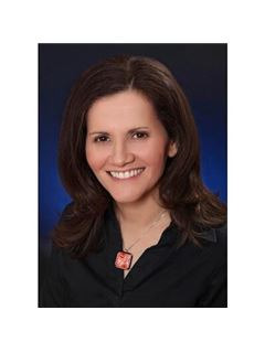 Joanne McDonnell - RE/MAX Real Estate Center