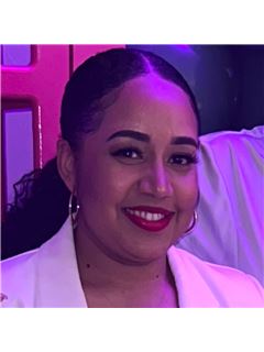 Maria Dasilva - RE/MAX Synergy