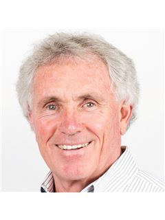 Robert P. Mahoney - RE/MAX 1st Choice