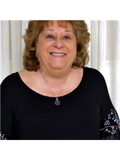 Charlotte Alto Scuderi - RE/MAX Andrew Realty Services