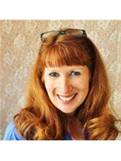 Lori J. McPheeters - RE/MAX Town and Country
