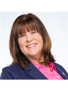 JoAnn S Carlton - RE/MAX Properties