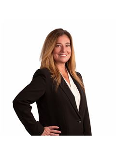 Stefanie Spadafora - RE/MAX Andrew Realty Services