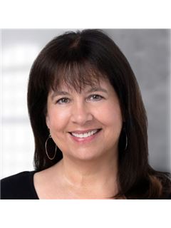 Dana Claflin - RE/MAX Executive Realty