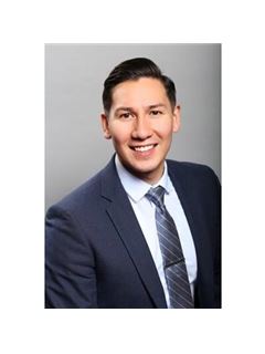 Ricardo Zambrano - RE/MAX 360