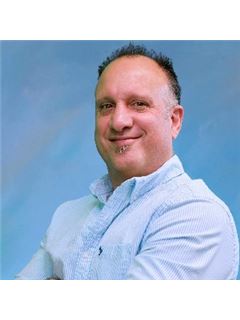 Michael Gashgorian - RE/MAX Precision Realty