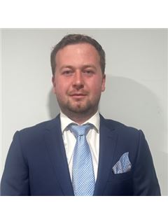 Norbert Szumlanski - RE/MAX Town and Country