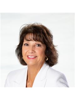 Maryann Schelin - RE/MAX Vision