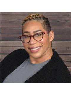 Denina Robinson - RE/MAX Select Realty