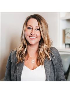 Priscilla Mozley - RE/MAX Select Realty