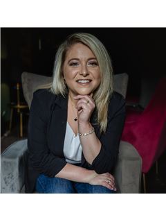 Marissa Marroni-Logan - RE/MAX Select Realty